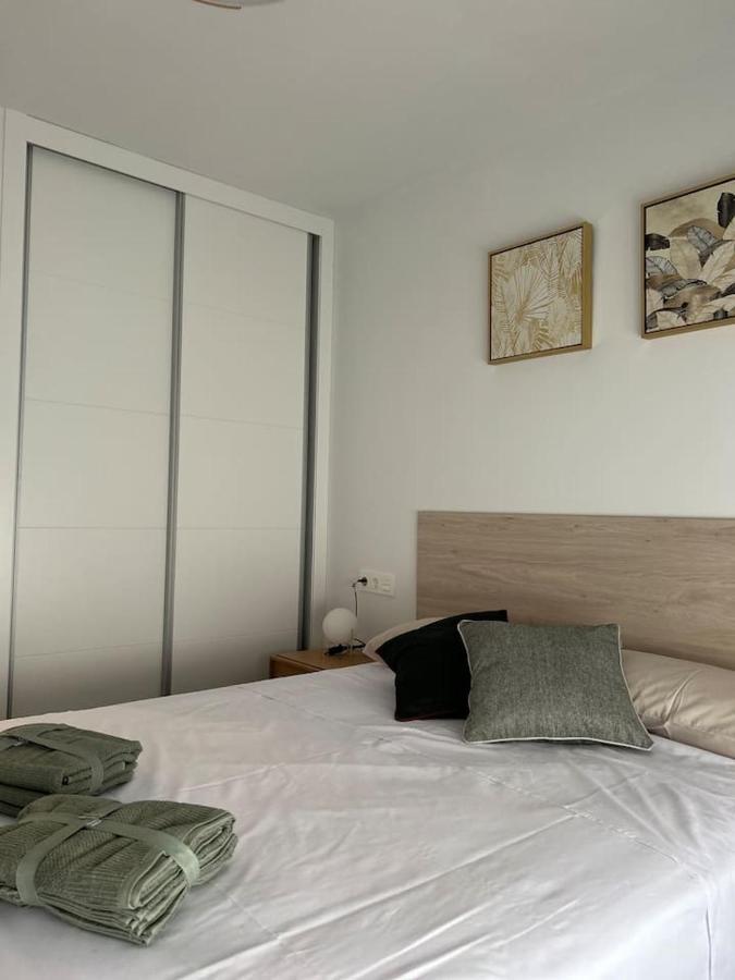 Apartamentos Breton 17 Suite Familiar Alicante Luaran gambar