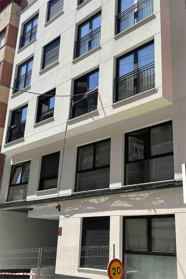 Apartamentos Breton 17 Suite Familiar Alicante Luaran gambar